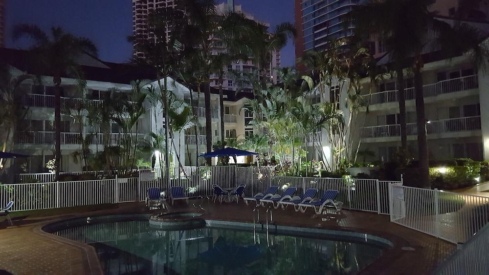 Aparthotel Chidori Court à Gold Coast Extérieur photo